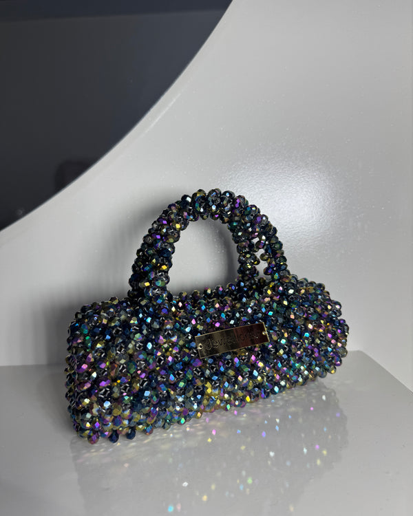 Glitzy monochromè